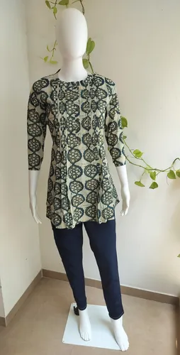 Pintuck Tunic Top  2